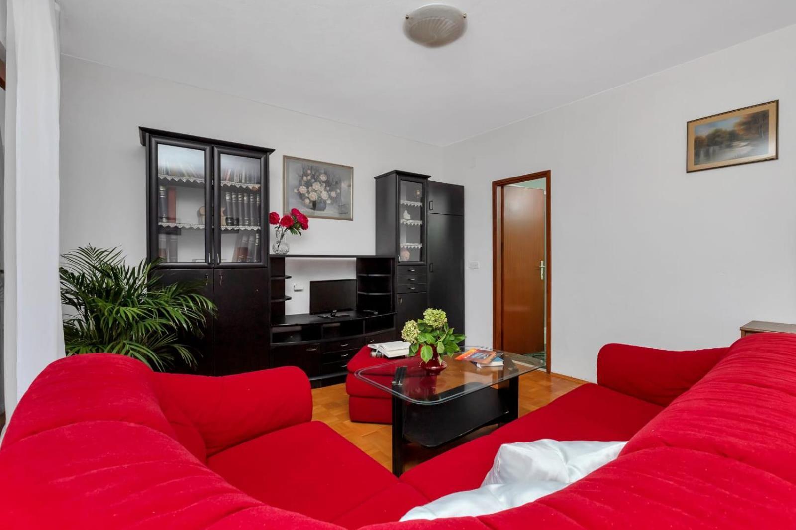 Apartments Bole Makarska Exterior photo